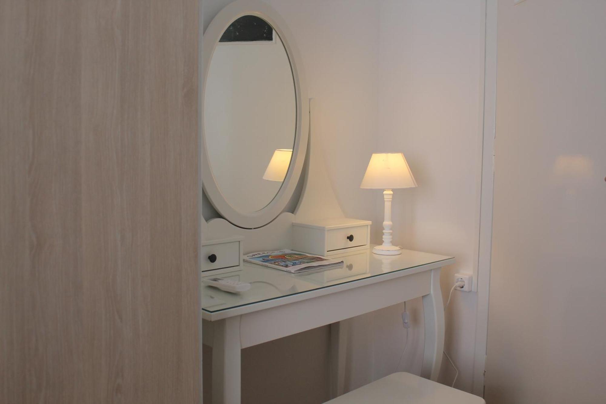 Suite 2 Bedrooms Афіни Екстер'єр фото